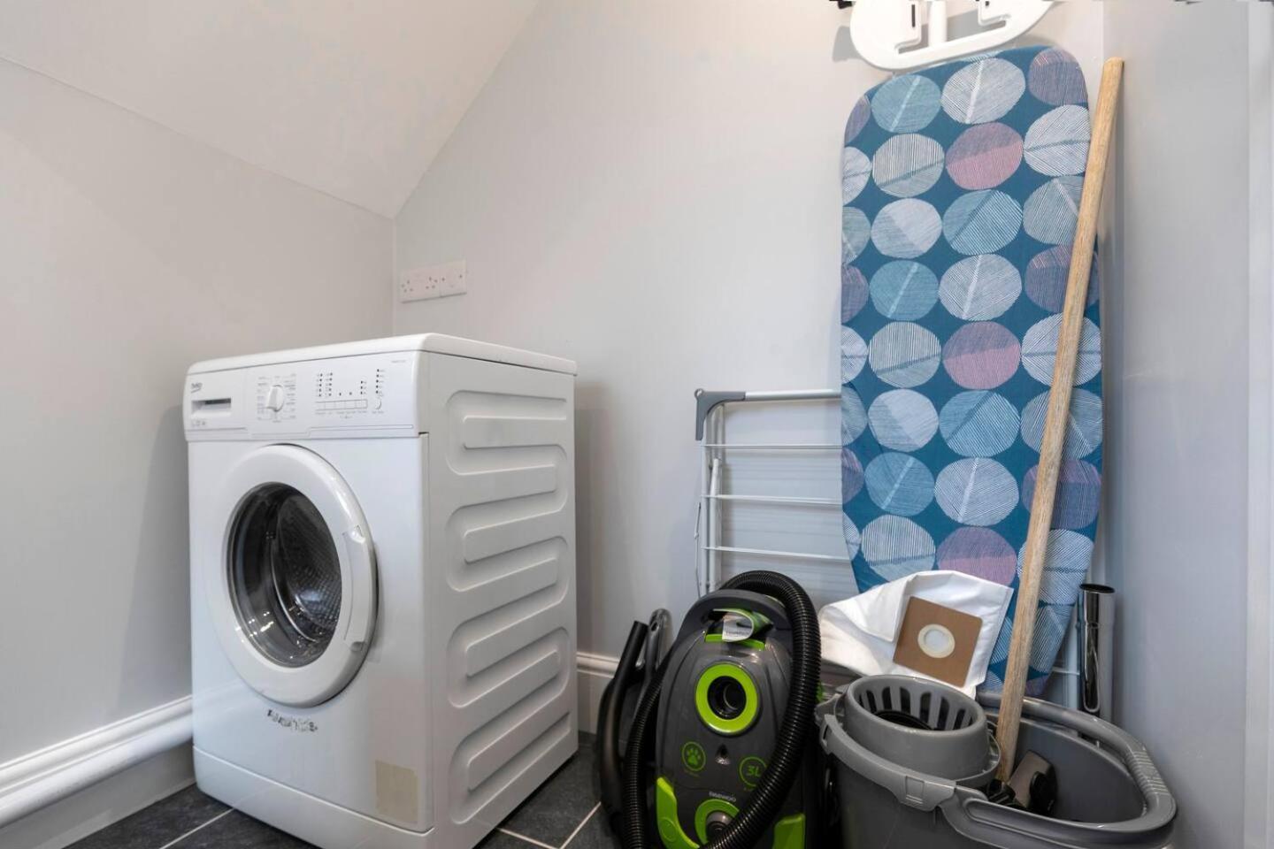 Modern 2 Bedroom Perfect For Family Friends And Workers South Shields Esterno foto